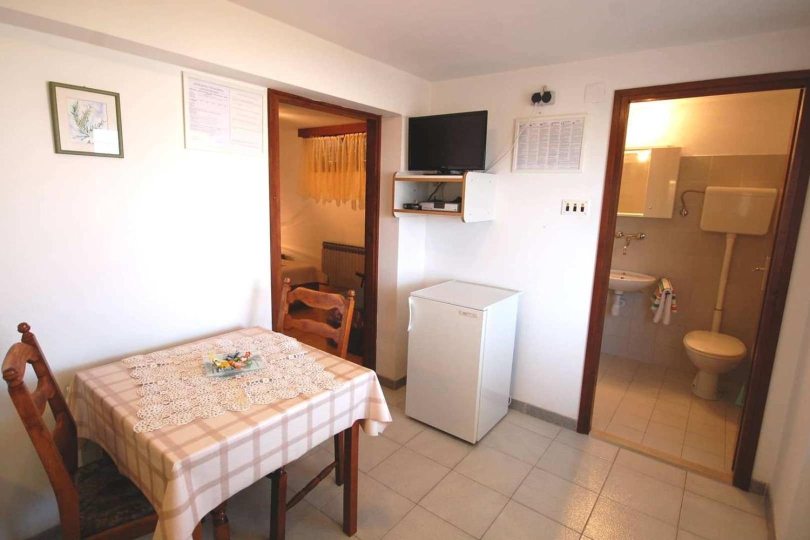 Apartments With A Parking Space Njivice, Krk - 21858 Exterior foto